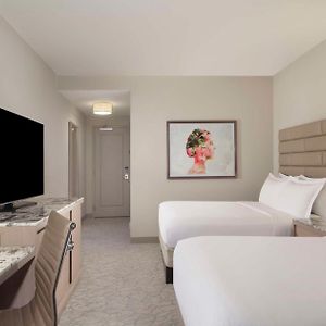 Chambre Accessible aux Personnes Malentendantes de Luxe Lit Queen-Size